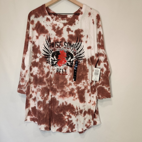 Torrid NWT Raise Hell Classic Fit Raglan Brow Top